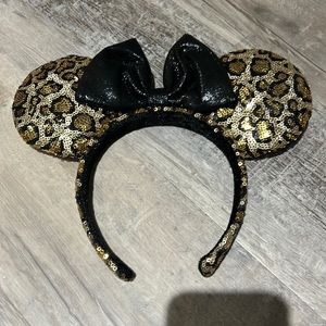 Disney Parks Animal Kingdom Mickey Mouse Ears cheetah or leopard spots